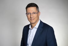 שרון רייך, מנכ״ל איילון ביטוח ופיננסים, צילום: רמי זרנגר