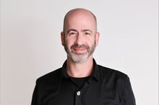 עמית אוסטרייכר, מייסד ומנכ״ל פלטפורמת העובדים הזמניים אקסטרס, צילום: אייל מריליוס