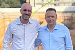 עדי דנה, מנכ״ל אזורים וערן מנור, מנכ״ל אשטרום קבלנות, צילום: ליאור פתאל