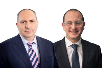 מימין: ארתור לשינסקי, מנכ״ל רבוע כחול נדלן, צילום: יח״צ / מוטי בן משה, בעלים ויו״ר קבוצת אלון רבוע כחול, צילום: כפיר זיו