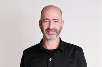 עמית אוסטרייכר, מייסד ומנכ״ל פלטפורמת העובדים הזמניים אקסטרס, צילום: אייל מריליוס