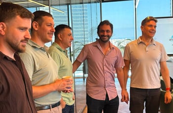 משמאל לימין: אבירם שמואלי CTO אוטונומוס, איתי נוריאן מנכ״ל אינסיגניטו, רועי ריפטין מנכ״ל אוטונומוס, דור רף CO-FOUNDER & VP R&D ואופיר ניסים מנהל מוצר באינסיגניטו, צילום: יח״צ משמאל לימין: אבירם שמואלי CTO אוטונומוס, איתי נוריאן מנכ״ל אינסיגניטו, רועי ריפטין מנכ״ל אוטונומוס, דור רף CO-FOUNDER & VP R&D ואופיר ניסים מנהל מוצר באינסיגניטו, צילום: יח״צ