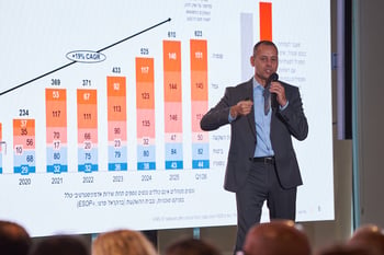 אייל בן סימון בכנס הפניקס גמא, צילום: נתי חדד אייל בן סימון בכנס הפניקס גמא, צילום: נתי חדד