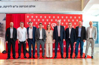 מימין: ליאור קטלן, זיו נבו, דודו חובה, אלון קצף,רונית סגל, איציק אבקסיס, שמעון חדד, רן מזרחי ואלון מעברי. צילום: רועי שור עבור פספורטכארד מימין: ליאור קטלן, זיו נבו, דודו חובה, אלון קצף,רונית סגל, איציק אבקסיס, שמעון חדד, רן מזרחי ואלון מעברי. צילום: רועי שור עבור פספורטכארד
