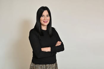דר אסתי בליץ, סמנכלית שיווק בקבוצת רימונים ומרצה בבית הספר לביטוח במכללה האקדמית נתניה, צילום: לילך אוזן דר אסתי בליץ, סמנכלית שיווק בקבוצת רימונים ומרצה בבית הספר לביטוח במכללה האקדמית נתניה, צילום: לילך אוזן