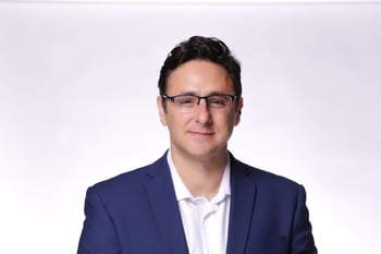יניב לוטרינגר, צילום: אמיר לוי יניב לוטרינגר, צילום: אמיר לוי