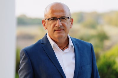 אמיר רוזנבלום, צילום: סשה בכיט