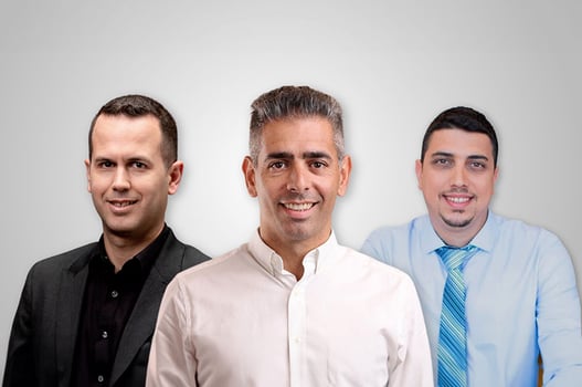 מימין: אלעד ברשי, מנכ״ל בי פייננס, באמצע: יו״ר קוואליטי איתי ברדה ומשמאל: מנכ״ל קוואליטי לירון בריל, צילום: יח״צ קוואליטי
