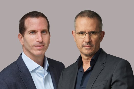 מימין: ליאור דיין, צילום: אוהד ארידן | אייל בן דוד, צילום: יח״צ אלמה