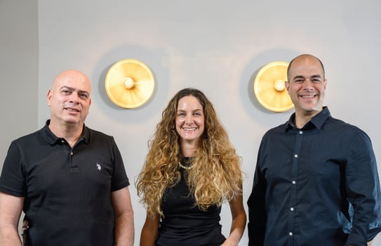 נועם ברכה, ענבר שטיינר, רמי דרור, צילום: עמי ארליך