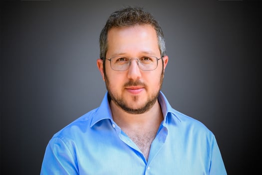 עומר קרפט, מנהל מחלקת סיכונים מיוחדים וחיתום ראשי במנורה מבטחים, צילום: יעל צור