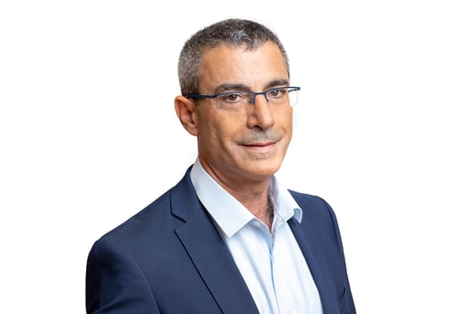 סמי בבקוב, מנהל חטיבת ההשקעות בקבוצת הראל, צילום: טל שחר
