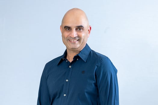 שחר עקה, סמנכ״ל הכספים פתאל החזקות, צילום: ארז עוזיר