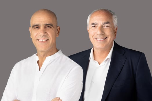 מימין: שלומי פוגל, יו״ר אמפא וזהר לוי, מנכ״ל אמפא, צילומים: סם יצחקוב