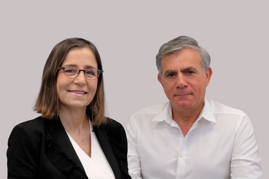 שלומי תמן, משנה למנכ״ל, מנהל מערך הסוכנים. צילום: סיון פרג׳ / עלית כספי, משנה למנכ״ל מנהלת חטיבת ביטוח כללי. צילום: סיון פרג׳