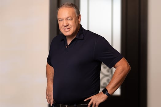 שמואל דונרשטיין, יו״ר ובעלים רב-בריח תעשיות, צילום: דורון לצטר
