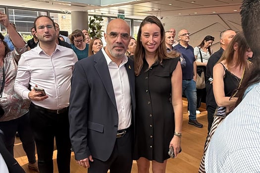 סמנכ״לית תקשורת תאגידית בבזק טלי תובל ומנכ״ל בזק ניר דוד, צילום: יח״צ/ בזק