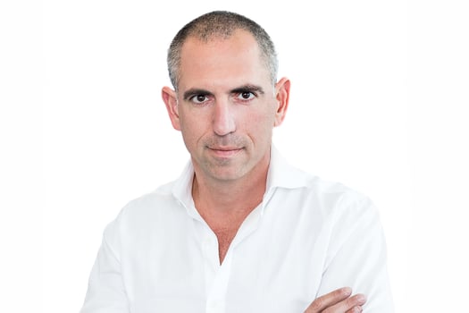 צחי ארבוב, בעל שליטה ויו״ר קבוצת אקרו, צילום: אלכס פרגמנט