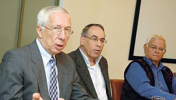 צבי לובצקי זל / קרדיט: מייסדי IBI בית השקעות: משמאל צבי לובצקי, עמנואל קוק, דוד וייסברג / תמונה באדיבות IBI