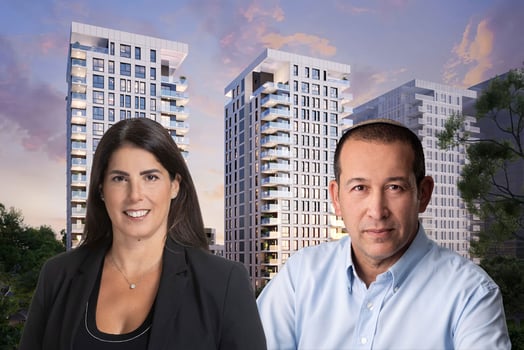 מימין: יעקב ניצן, מנכ״ל ושותף בחברת רובי קפיטל, צילום: ראובן קופצ׳ינסקי; אורטל ליבר, סמנכ״לית שיווק ומכירות של חברת רוטשטיין, צילום: רז רוגובסקי; תמונת רקע: פרויקט ETOS של חברת רוטשטיין בפתח תקווה, הדמייה: אול אין / עיבוד: פאנדר