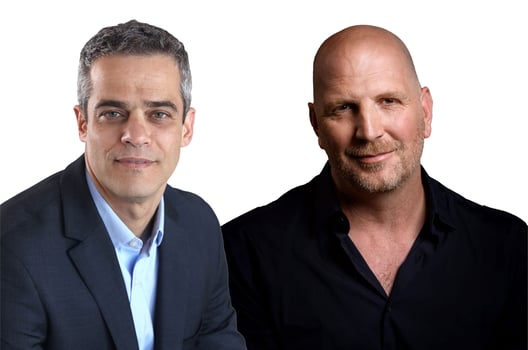 מימין: ירון קסטנבאום, שותף מנהל קרן תשתיות לישראל, צילום: אייל לייבל / ערן סער, מנכ״ל זפירוס, צילום: יח״צ