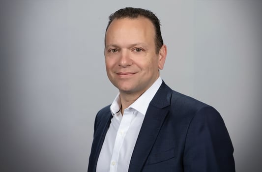 עדי דנה, מנכ״ל חברת אזורים, צילום: רמי חכם