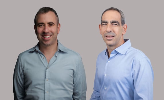 מימין: עדי קפלן, ראש חטיבת טכנולוגיות בבנק דיסקונט, צילום: דליה שחר / עמית טל, צילום: מתן תמרקין