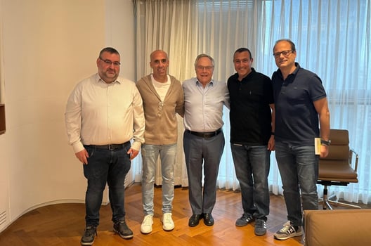 מימין: בן המבורגר, יוסי שלו, יאיר המבורגר, גיא גבע ודן קרנר, צילום: יח״צ