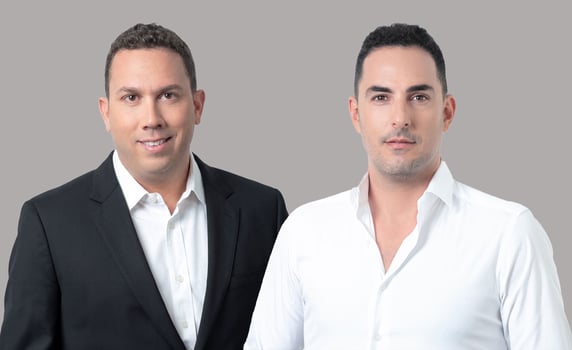 מימין: אלעד שמרלינג, יו״ר החברה ומנכ״ל משותף, צילום: אפרת בלוססקי | אסף מוגרבי, מנכ״ל משותף בחברה, צילום: אפרת בלוססקי