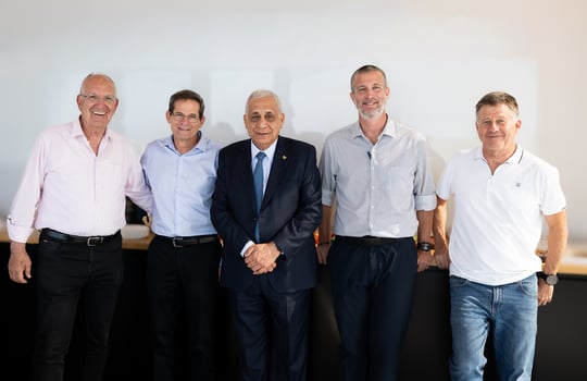 מימין: נטע ברמן, אלון שטאובר, פיני כהן, עמית מסד, שמשון הראל. צילום: איתמר סיידא