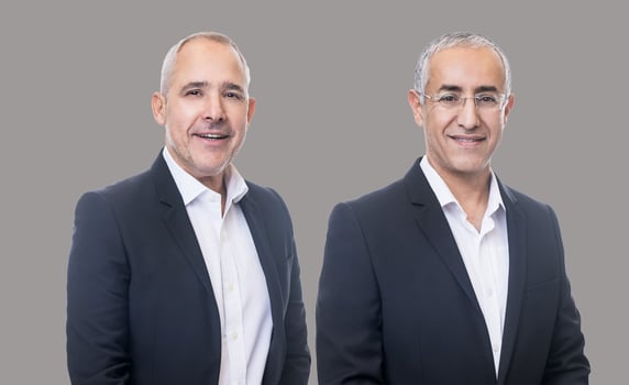 מימין: שחר אושרי, יו״ר דירקטוריון קבוצת נאוי גרופ; דורי נאוי, בעל השליטה בנאוי גרופ, צילומים: ניר סלקמן  